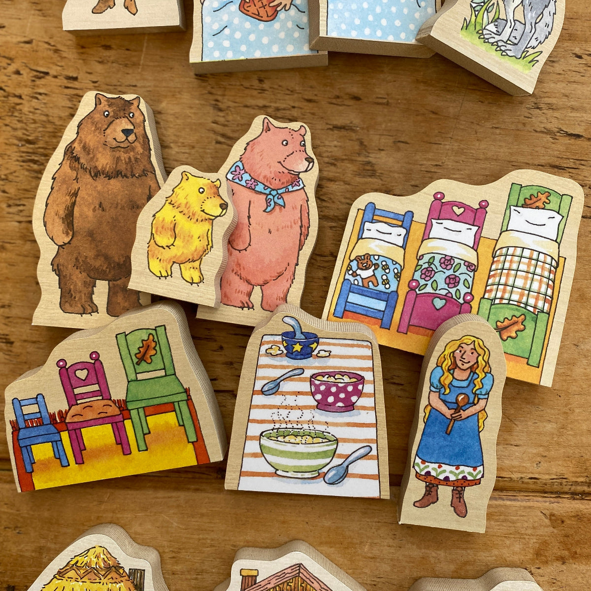 Traditional Tales - Goldilocks and the 3 Bears Story Figures